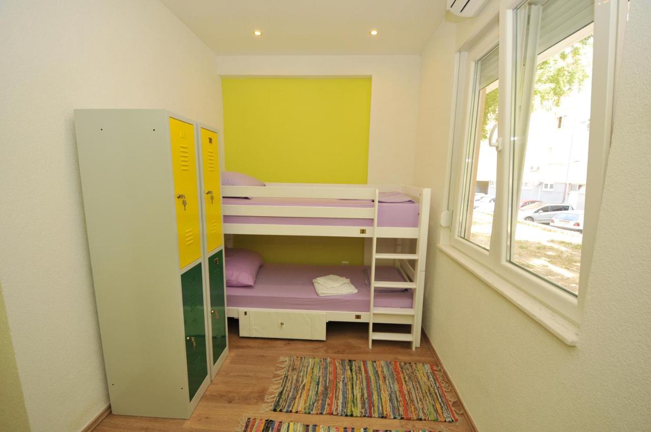 Oasis Hostel Спліт Екстер'єр фото