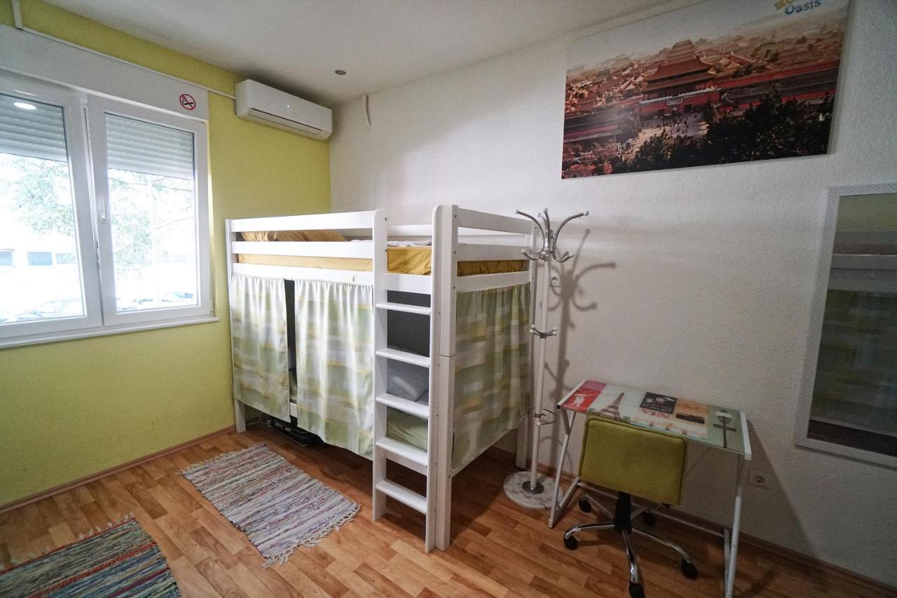 Oasis Hostel Спліт Екстер'єр фото